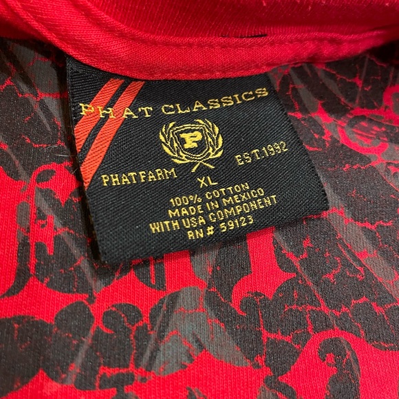 Vintage Y2K Phat Farm T-Shirt - Picture 3 of 3